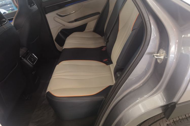 Used BYD Song PLUS New Energy 2024 HONOR Edition DM-i 150km Flagship PLUS
