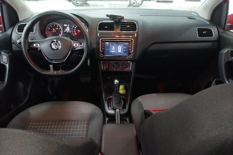 Used Volkswagen Polo 2016 1.6L Automatic Comfort Model