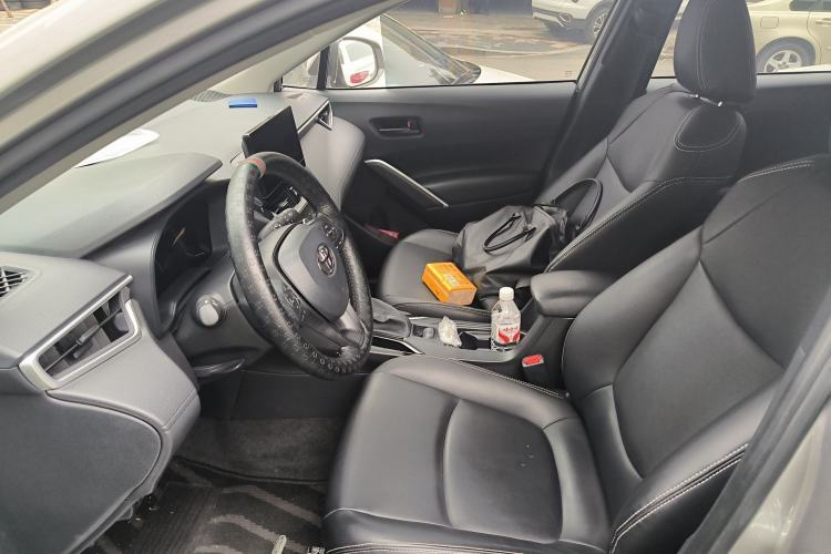 Used Toyota Corolla Cross 2023 2.0L Elite Edition Left Front Seat