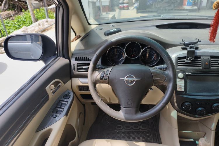 Used Haima Puxima 2013 1.8L Automatic 7-Seater Deluxe Edition
