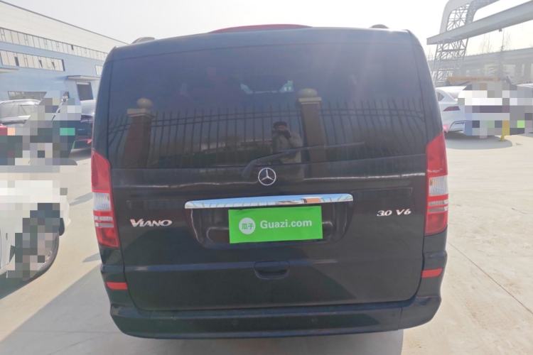 Used Mercedes-Benz Viano 2013 3.0L Comfort Edition Rear