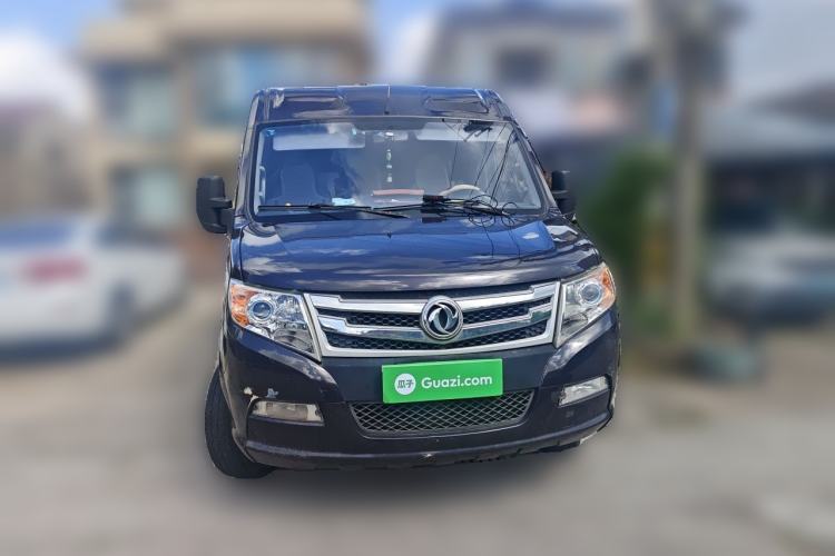 Used Dongfeng Yufeng 2020 2.3T Economy Logistics Vehicle Long Wheelbase Mid-Roof Design 5-9 Seater WP2.3

