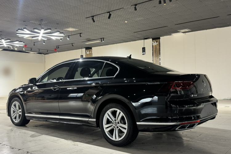 Used Volkswagen Magotan 2025 Zhongxiang Version 280TSI DSG Comfort Edition