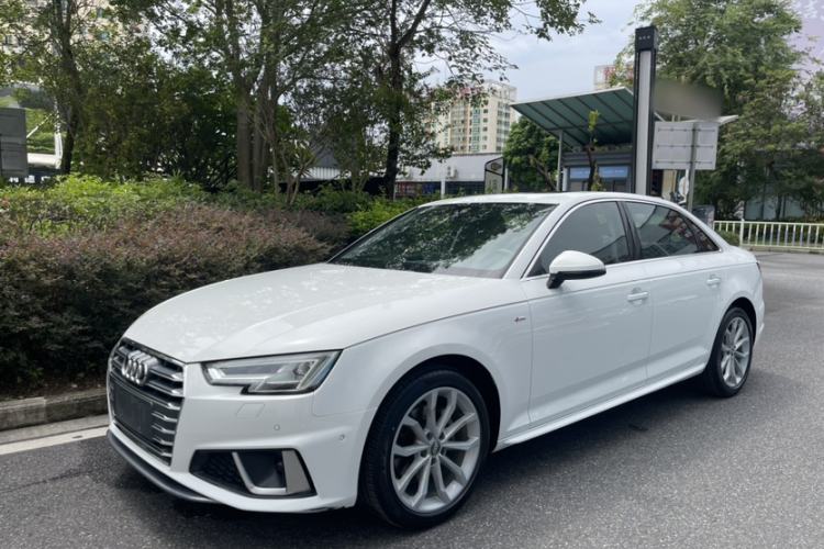 Used Audi A4L 2019 40 TFSI Fashion Edition China VI Emission Standard
