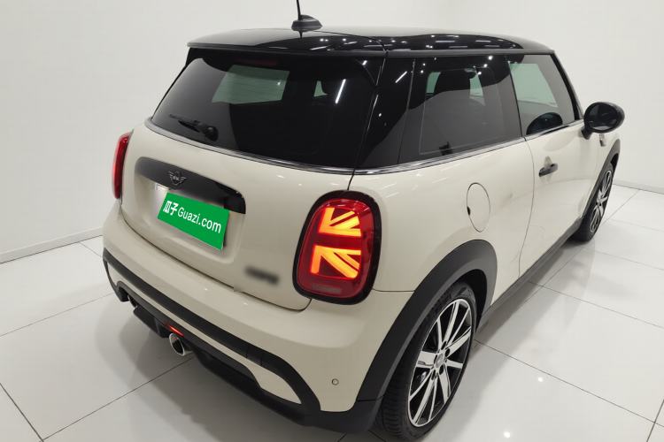 Used MINI MINI 2023 1.5T COOPER Artist