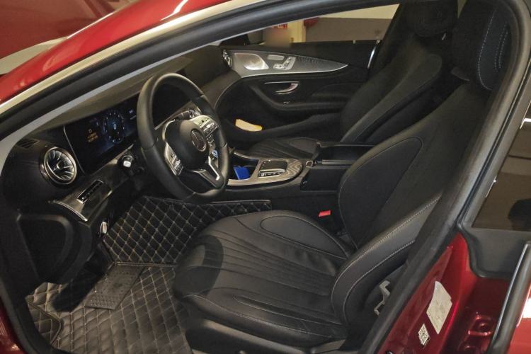 Used Mercedes-Benz CLS 2018 CLS 300 Luxury Model Left Front Seat