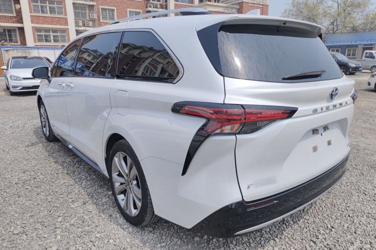 Used Toyota SIENNA 2021 2.5L Hybrid Ultimate Edition Rear Left 45 Deg