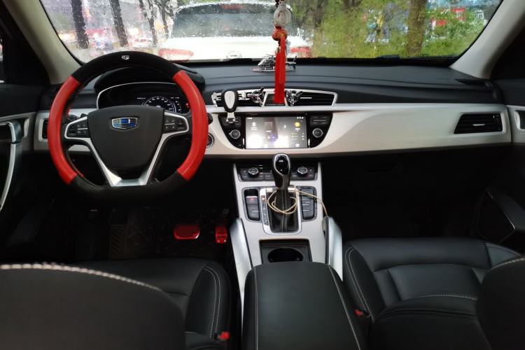 Used Geely Auto Emgrand X7 Sport 2018 1.8TD Automatic Two-Wheel Drive Smart Connect 4G Internet Edition
