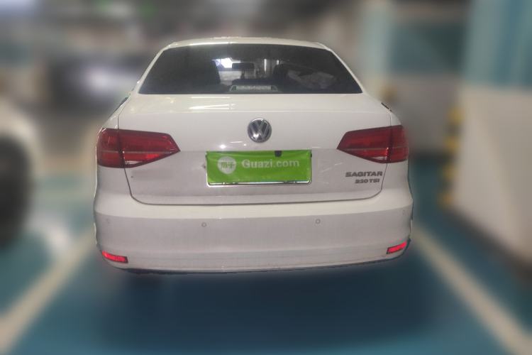 Used Volkswagen Sagitar 2017 230TSI Automatic Comfort Version