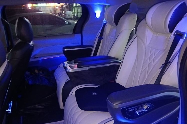 Used Toyota Granvia 2023 2.5L Hybrid Prestige PLUS Edition Left Rear Seat