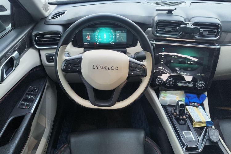 Used Lynk & Co 02 2019 High-Energy Edition 2.0T Automatic Two-Wheel Drive Zhaoban Model China VI Standard
