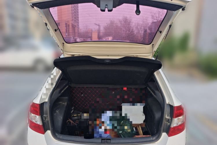 Used Skoda Rapid Spaceback 2018 1.6L Automatic Standard Edition Trunk