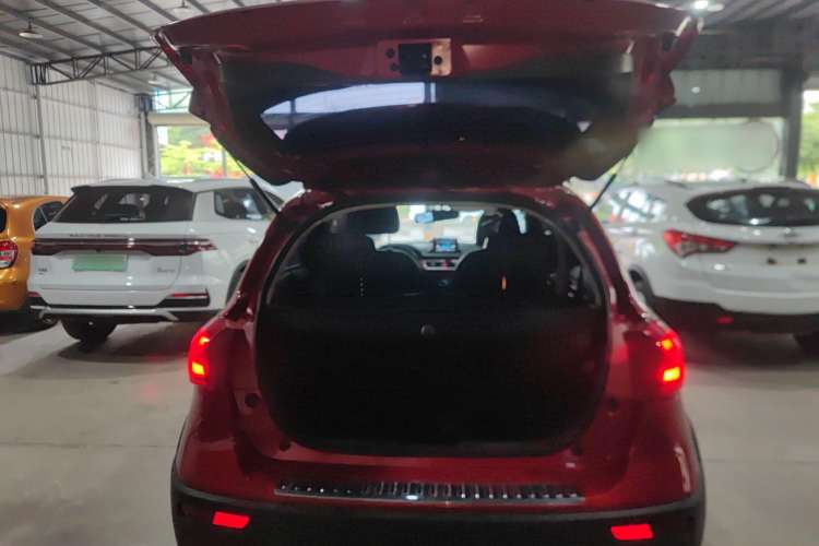 Used Haval H1 2015 1.5L AMT Luxury Model