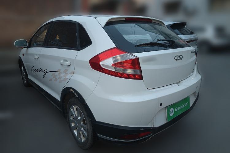 Used Chery Fengyun 2 2013 Hatchback 1.5L Manual Ruiyi Edition