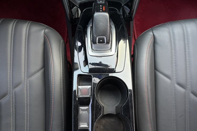 Used Peugeot 2008 2022 230THP THE ONE Gear Lever