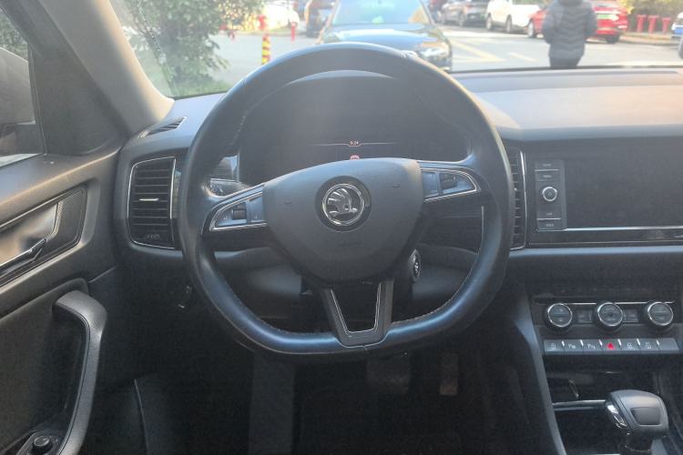 Used Skoda Kodiaq 2019 Facelifted TSI330 5-Seater Two-Wheel-Drive Luxury Enjoyment Edition China VI Standard