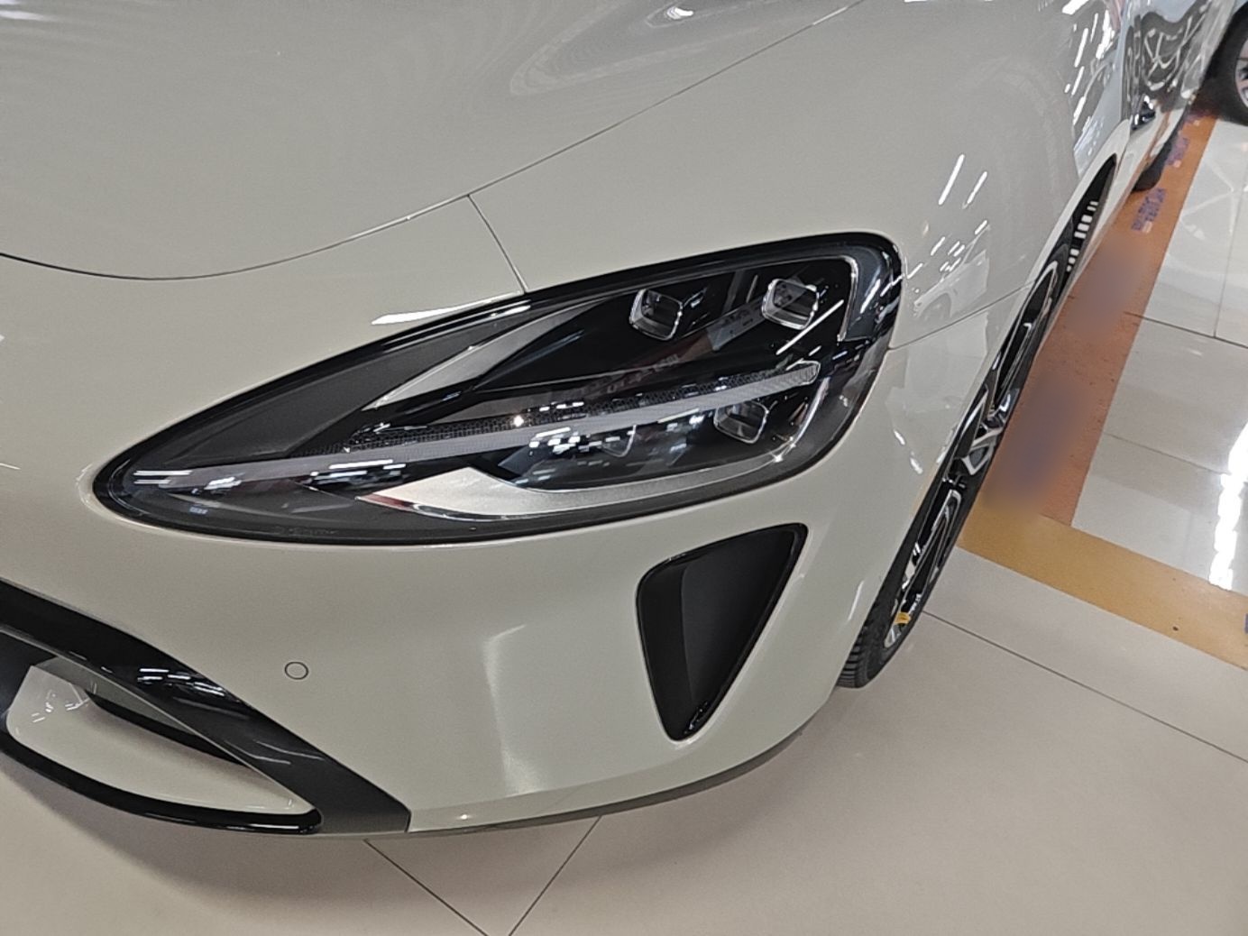 Xiaomi Auto SU7 2024 Four-Wheel Drive Ultra-Long Range Advanced Intelligent Driving Max Edition — снимка 8