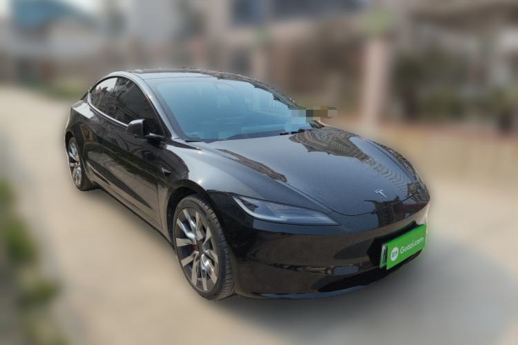 Used Tesla Model 3 2023 Long-Range All-Wheel-Drive Version
