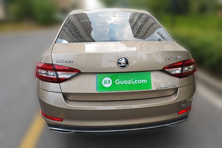 Used Skoda Octavia 2018 1.6L Automatic Luxury Edition
