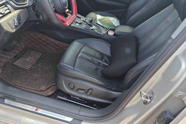 Used Audi A4L 2018 30th Anniversary Edition 40 TFSI Fashion Model Left Front Seat