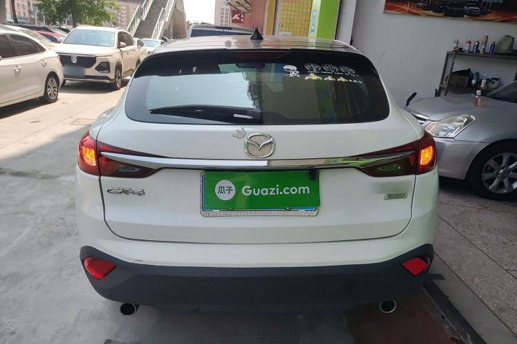 Used Mazda CX-4 2018 2.0L Automatic Two-Wheel Drive Blue Sky Dynamic Version China VI Standard
