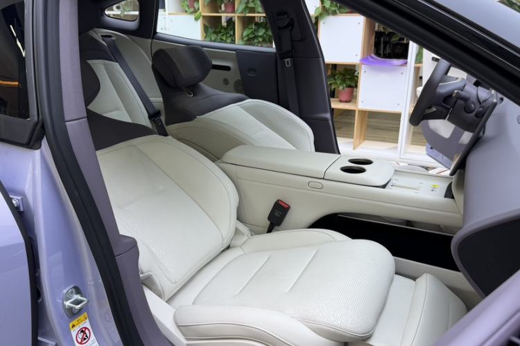 Used Avatr 06 2025 Pro Range-Extended Edition Interior 2