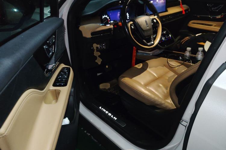 Used Lincoln Corsair 2021 2.0T Two-Wheel-Drive Luxury Edition