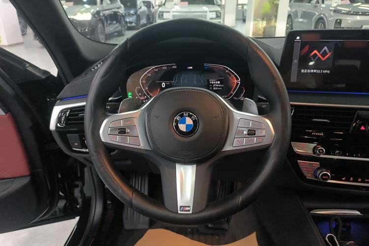 Used BMW 5 Series 2023 530Li Leading Model M Sport Package Steering Wheel