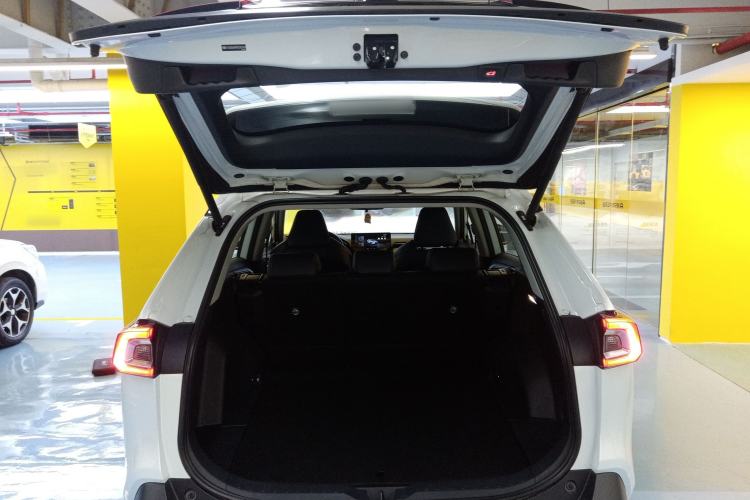 Used Toyota Wildlander 2023 2.0L CVT Four-Wheel Drive Luxury PLUS Edition
