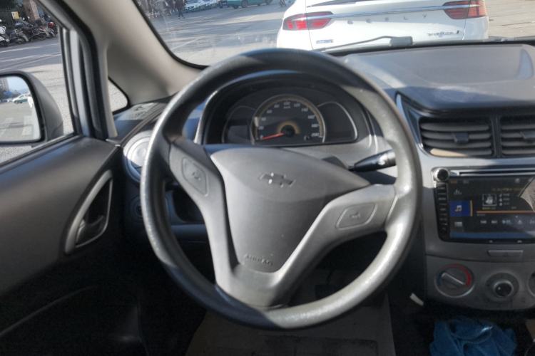 Used Chevrolet Sail 2013 Sedan 1.2L Manual Fashionable Happiness Edition
