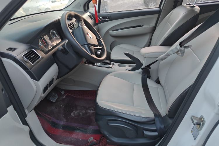 Used FORTHING Joyear XV 2015 1.6L CVT Comfort Model
