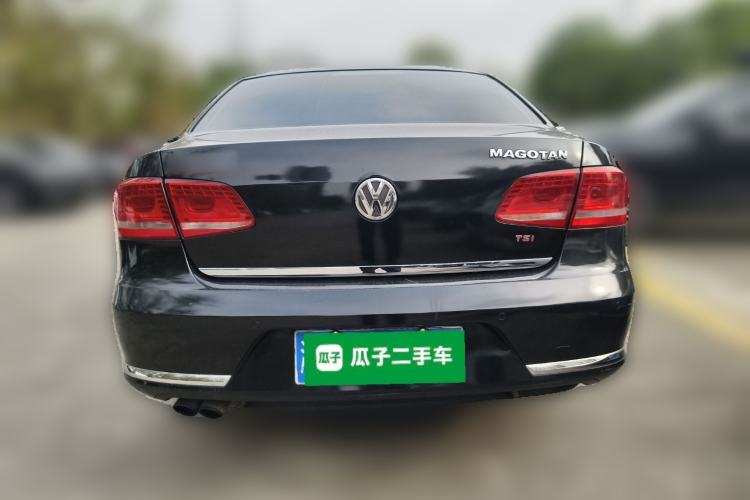 Used Volkswagen Magotan 2012 Facelift 2.0 TSI Prestige Model