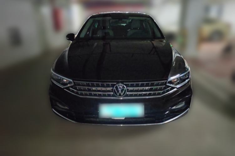 Used Volkswagen Magotan 2023 2 Million Units Limited Edition 330TSI DSG Leading Version