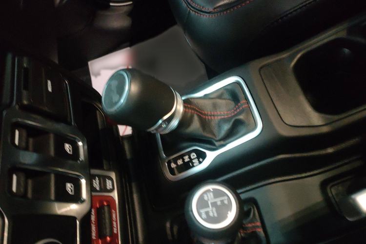 Used Jeep Wrangler 2021 2.0T Robin Hood two-door version
