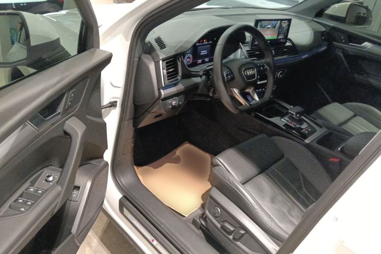 Used Audi Q5L Sportback 2021 40 TFSI Fashion Model Driver Seat