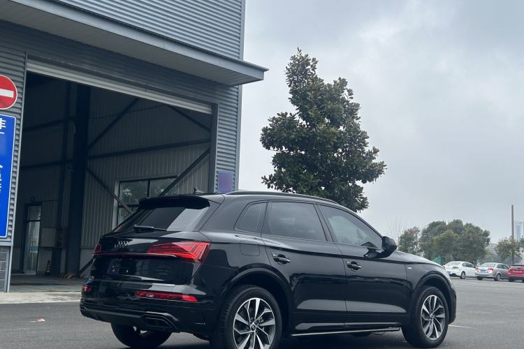 Used Audi Q5L 2022 40T Fashionable and Dynamic Model
