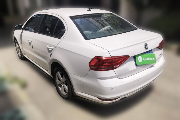 Used Volkswagen Lavida 2015 1.6L Automatic Fashion Edition