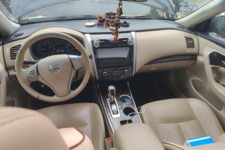 Used Nissan Teana 2015 2.0L XE-Sporty Champions League Sports Edition