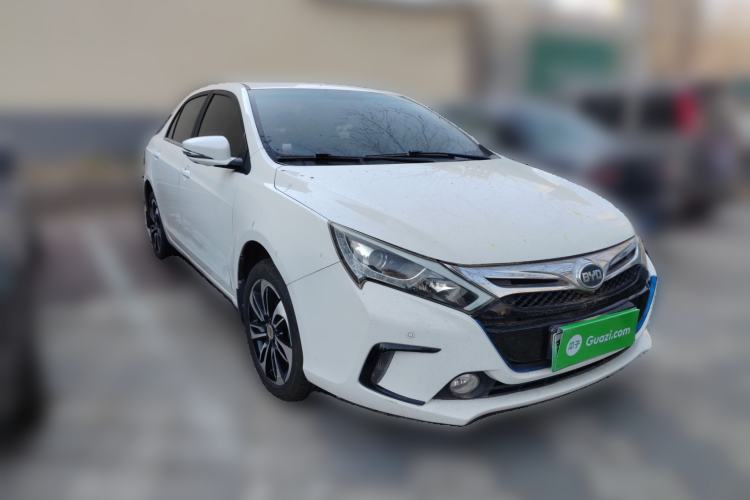 Used BYD Qin New Energy 2015 1.5T Dual-Crown Flagship Plus Edition
