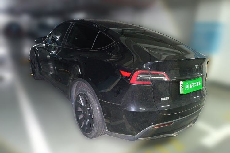 Used Tesla Model Y 2021 Long-Range All-Wheel-Drive Version
