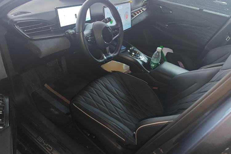 Used BYD Seal 2022 550 km Standard Range Rear-Wheel Drive Elite Version