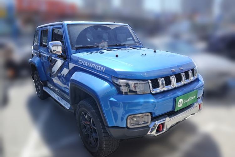 Used BAIC Off-Road BJ40 2018 2.3T Automatic Four-Wheel Drive Ring of the Tower Champion Edition China V Emission Standard Front Right 45 Deg