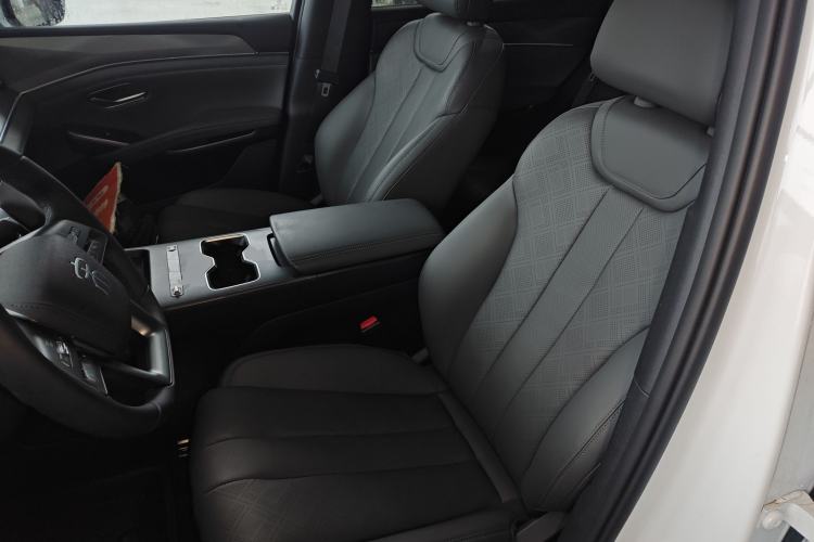 Used BYD Song L DM-i 2026 Model 130KM Superior Version
