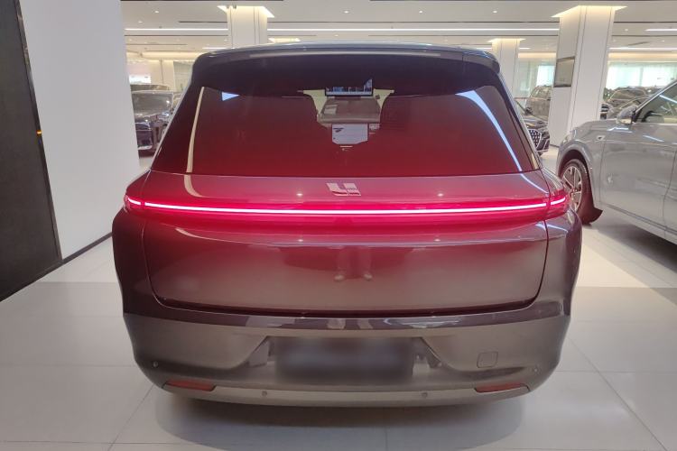 Used Li Auto L8 2025 Ultra Smart Refreshed Edition
