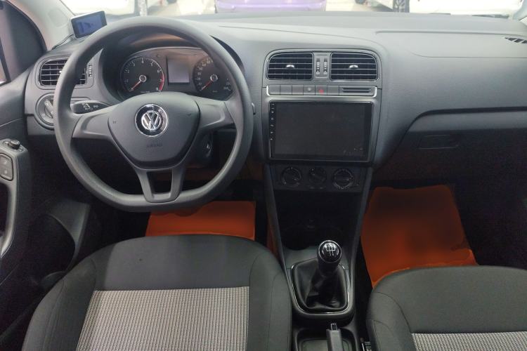 Used Volkswagen Polo 2014 1.4L Manual Fashion Edition