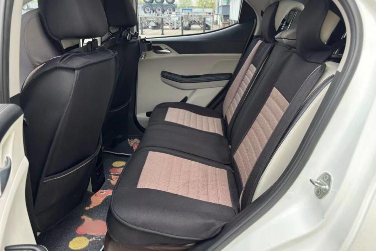 Used BYD Yuan Pro 2021 401 km Luxury Version Interior 1