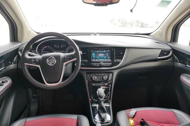 Used Buick Encore 2018 18T Automatic Two-Wheel Drive Urban Elite Model
