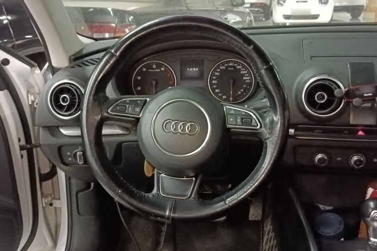 Used Audi A3 2014 Limousine 35 TFSI Automatic Fashion Model