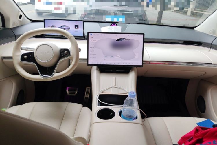 Used Hima Luxeed R7 2024 All-Electric 667 km Max