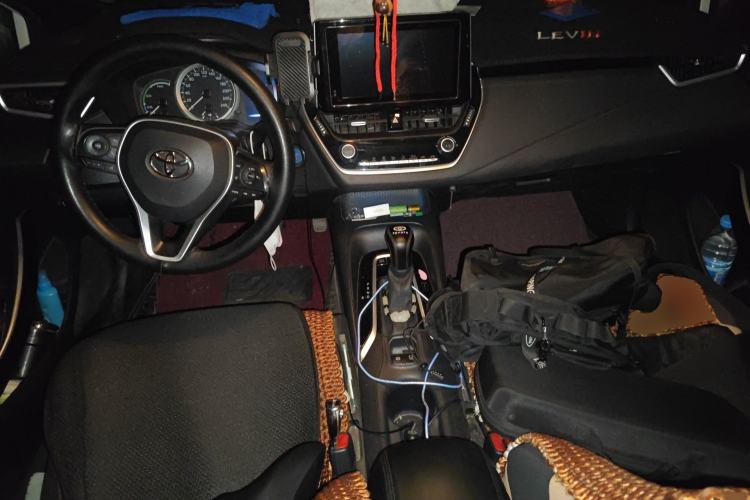 Used Toyota Levin 2022 Dual-Engine 1.8H E-CVT Luxury Edition Center Console